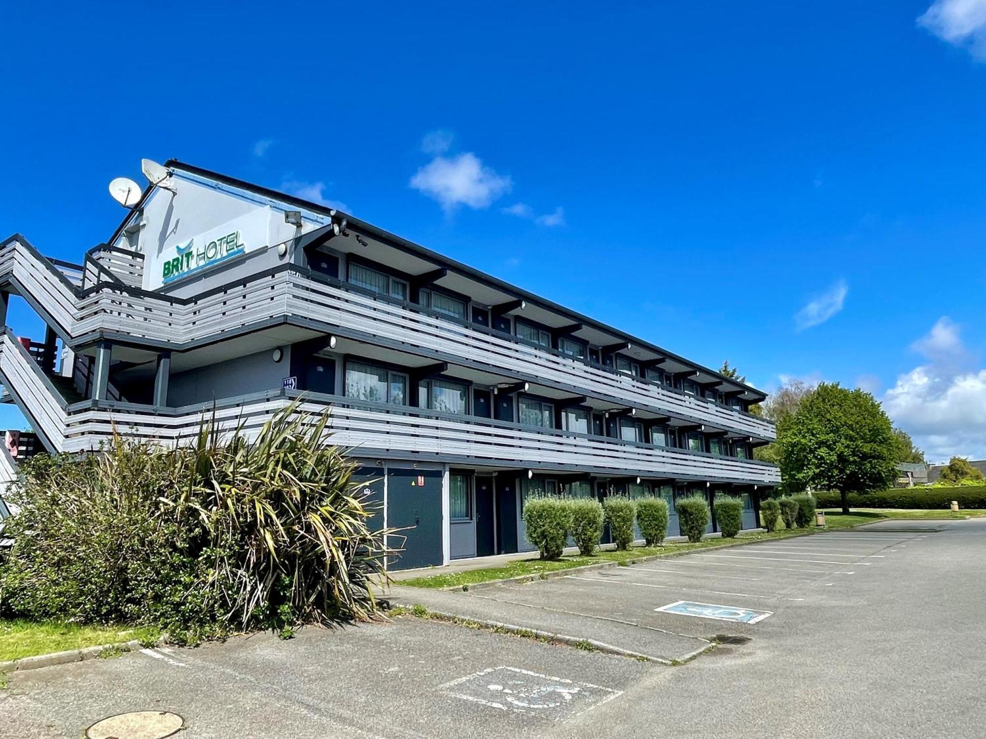 Saint-Martin-des-Champs  Brit Hotel Confort Morlaix מראה חיצוני תמונה
