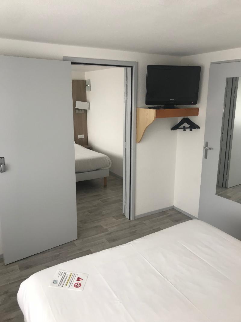 Saint-Martin-des-Champs  Brit Hotel Confort Morlaix מראה חיצוני תמונה